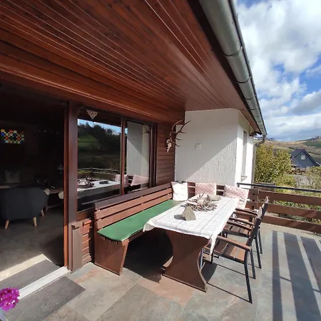 Jagdhaus Holtebock * Winterberg